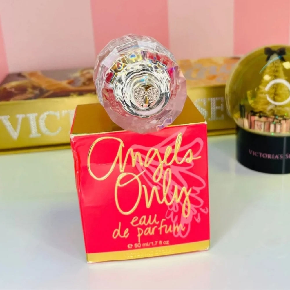 NWT. Victoria's Secret Angel Only  1.7oz